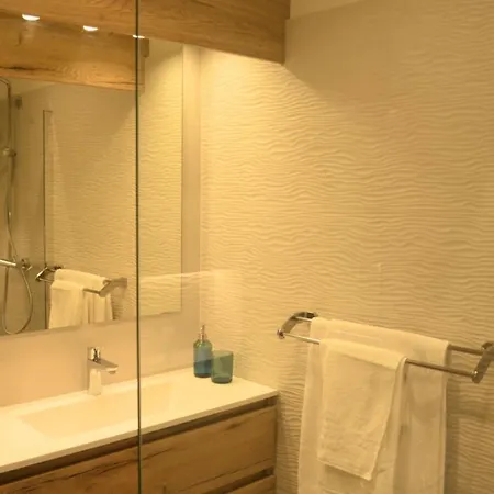 Apartment Celeste - Directly On The
