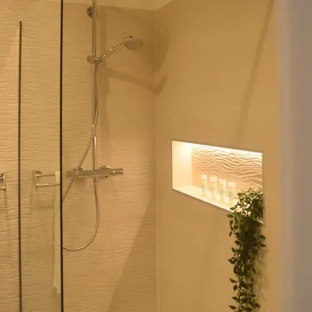 Apartment Celeste - Directly On The
